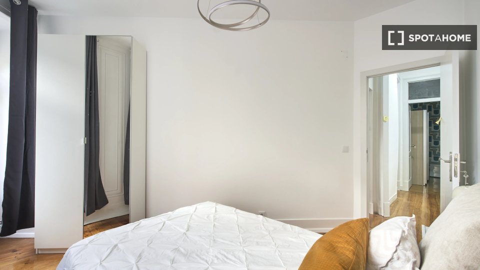 Double room Lisbon, 8 beds — photo 2