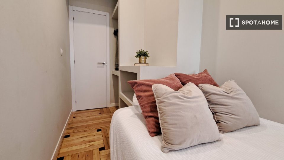 Camera doppia Madrid, 8 camere, 139m² — foto 23