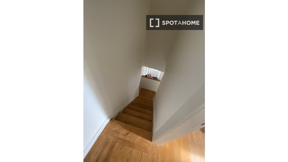 Apartment mono Lisbon, 40m² — photo 2