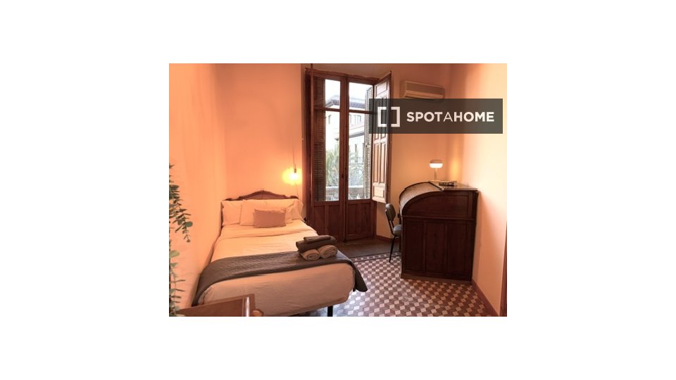 Double room Granada, 1 bed — photo 2