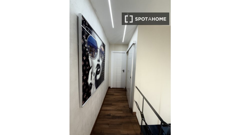 Apartment Barcelona, 3 beds, 60m² — photo 4
