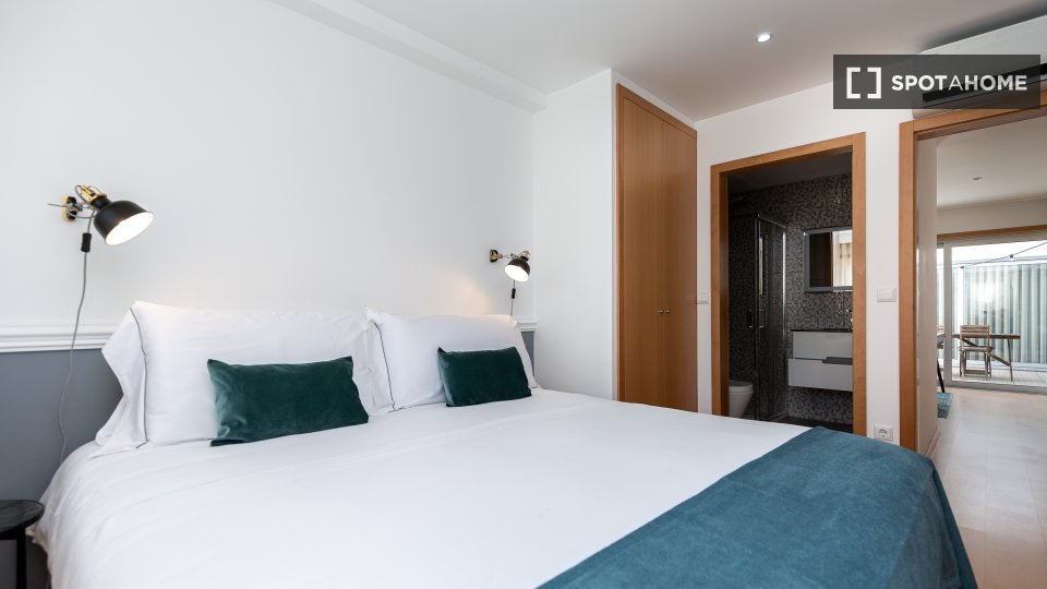 Apartment Porto, 2 beds, 119m² — photo 15