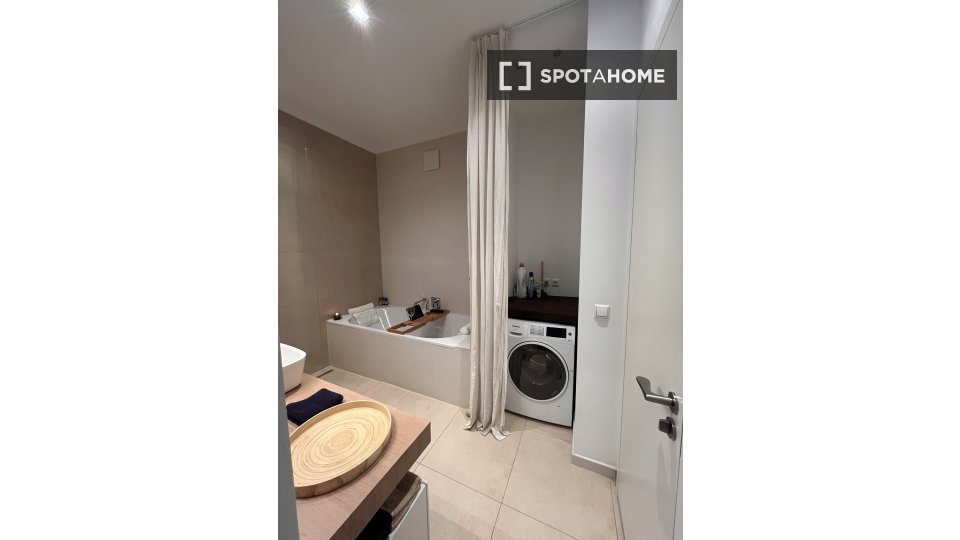 Apartment mono Berlin, 81m² — photo 2