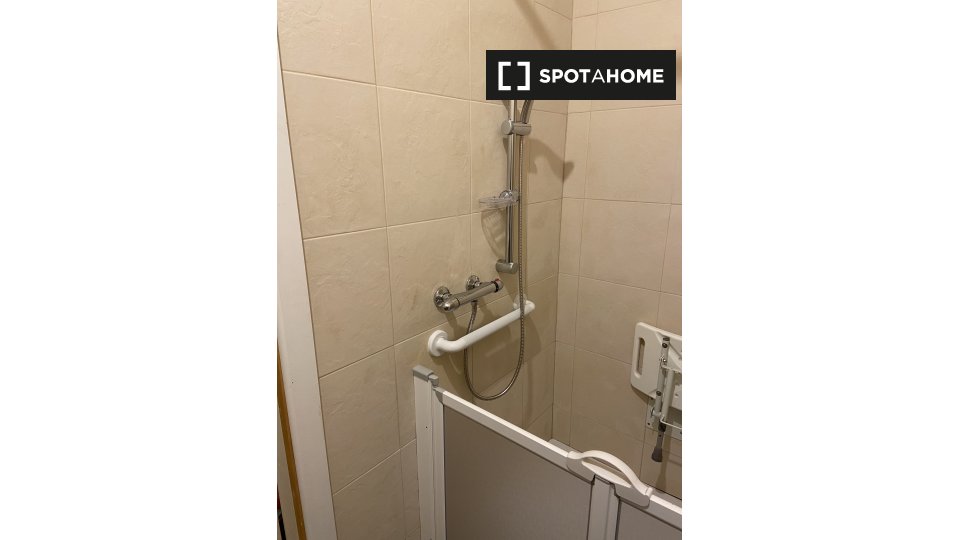 Apartment Dublin, 1 bed, 50m² — photo 11