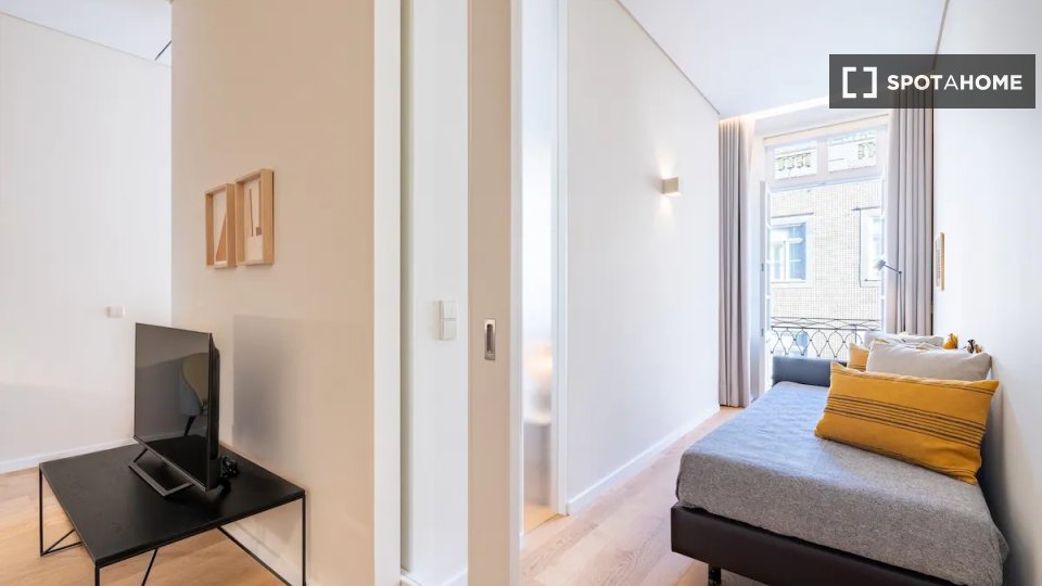 Apartment Porto, 1 bed, 80m² — photo 8