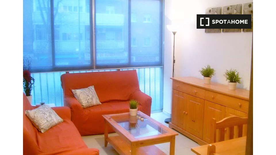 Double room Madrid, 3 beds — photo 3