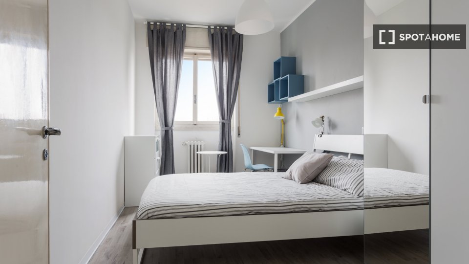 Double room Milan, 5 beds — photo 2