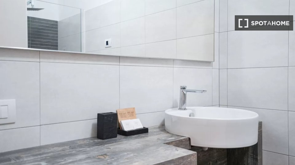 Apartment Milan, 2 beds — photo 10