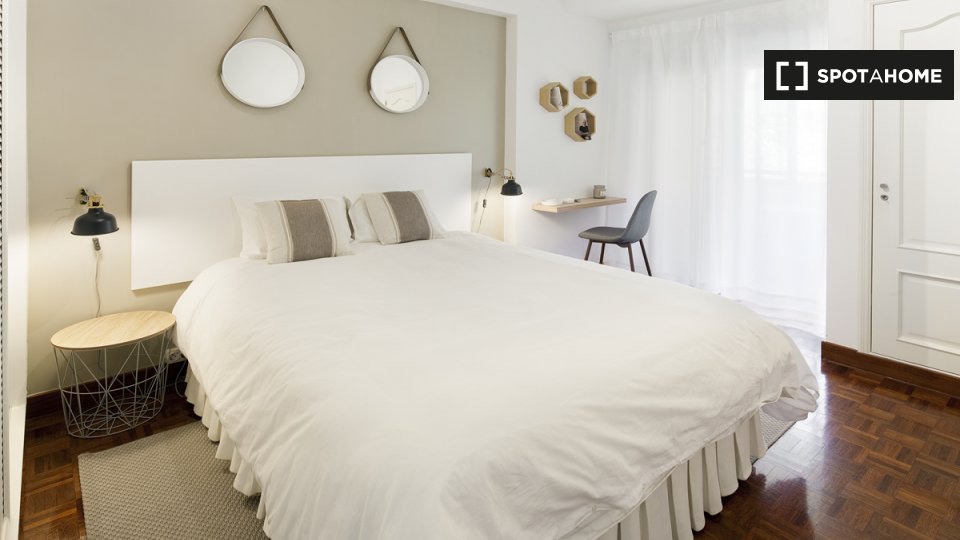 Apartment Lisbon, 1 bed — photo 8