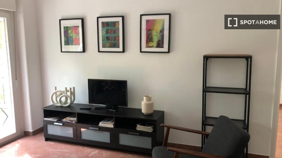 Apartment Lisbon, 1 bed — photo 13