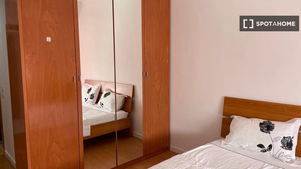 Double room Lisbon, 4 beds, 125m² — photo 50