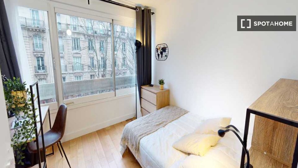 Double room Paris, 5 beds, 90m² — photo 8