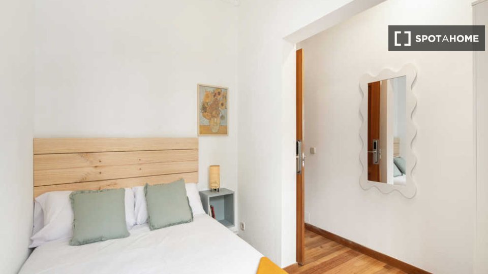 Habitación en piso compartido de 10 habitaciones en alquiler en Atalaya