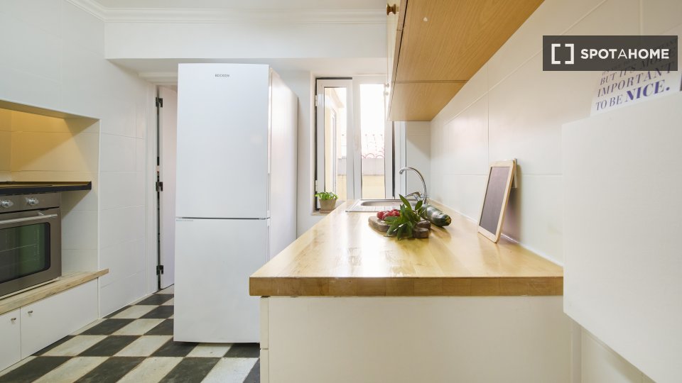 Apartment mono Lisbon, 40m² — photo 24