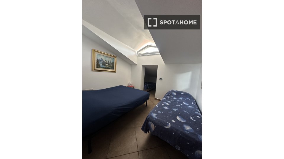 Double room Milan, 4 beds — photo 13