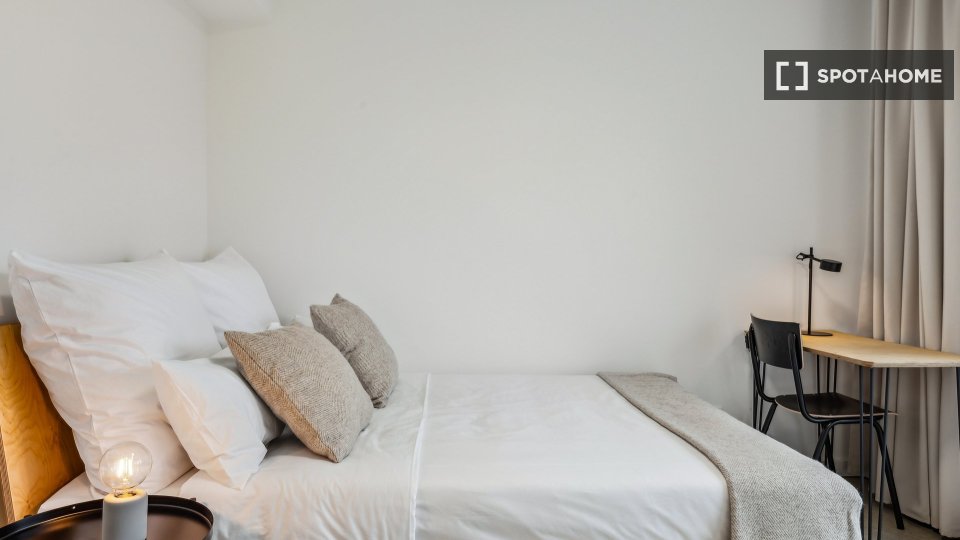 Double room Berlin, 4 beds, 61m² — photo 7