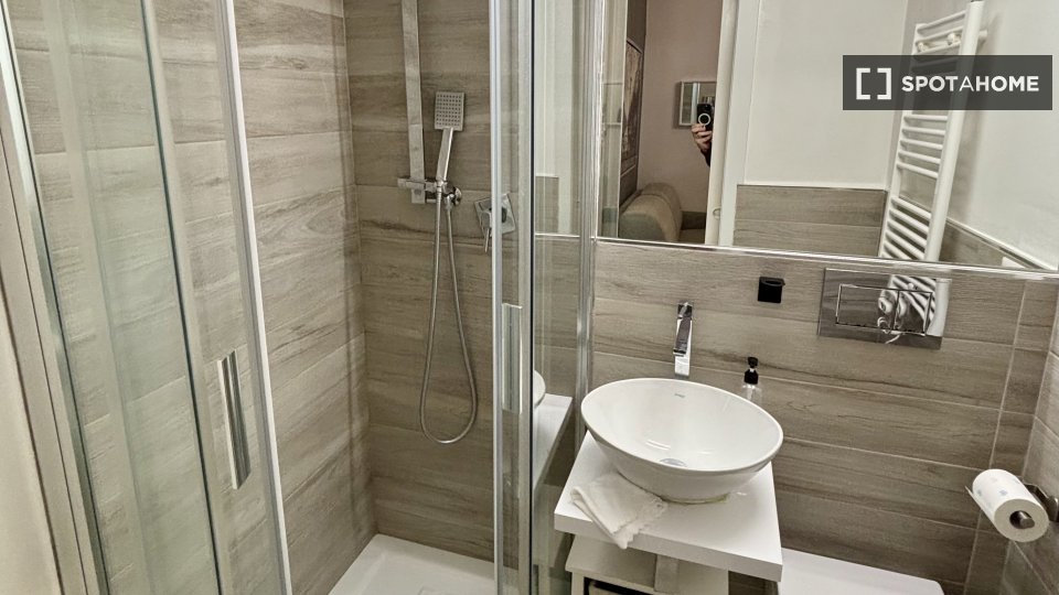 Apartment mono Milan, 21m² — photo 2