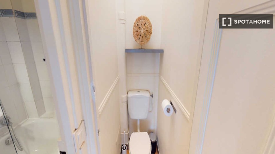 Double room Paris, 6 beds, 90m² — photo 14