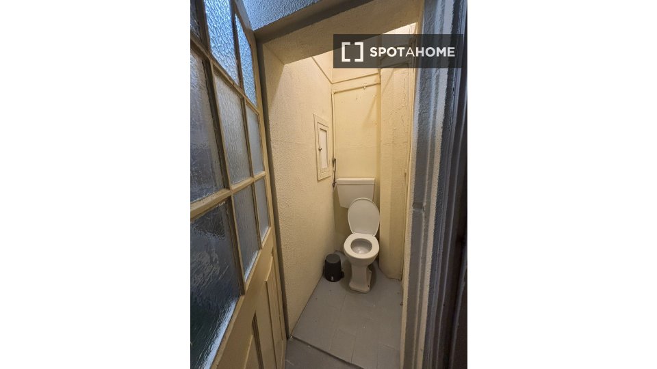 Double room Porto, 3 beds, 120m² — photo 15