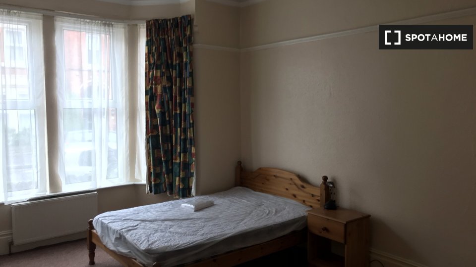 Double room Nottingham, 6 beds — photo 4