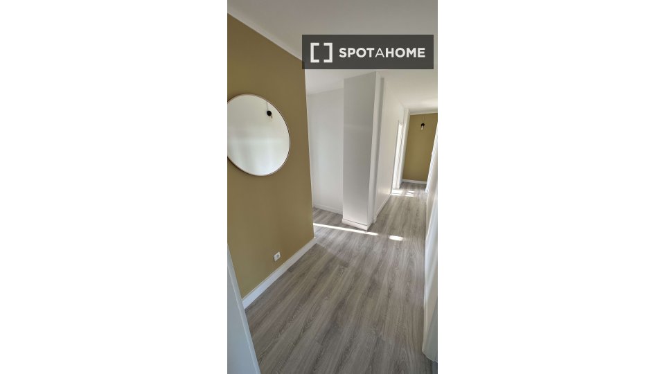 Double room Paris, 4 beds, 80m² — photo 4