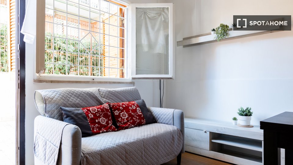 Apartment mono Rome, 38m² — photo 4