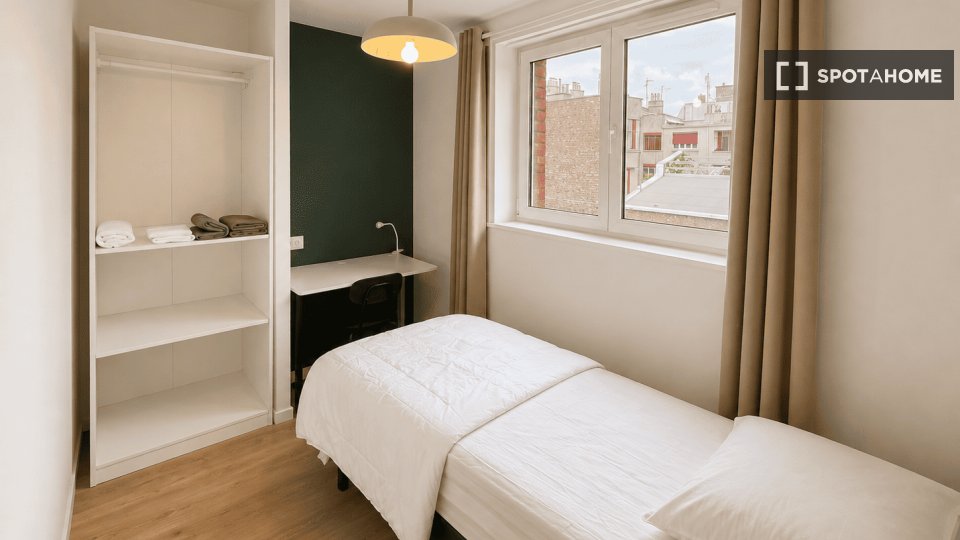 Chambre 24 voyageurs, avec climatisation