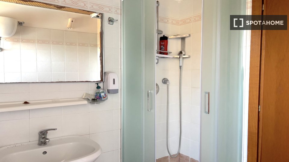 Double room Rome, 33 beds — photo 36
