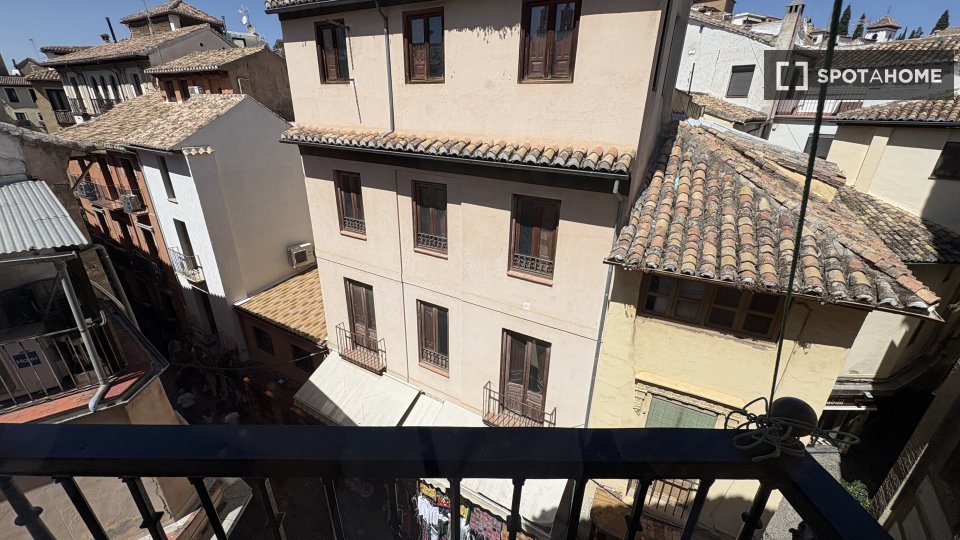Double room Granada, 6 beds — photo 16
