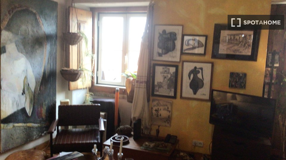 Double room Lisbon, 2 beds — photo 5