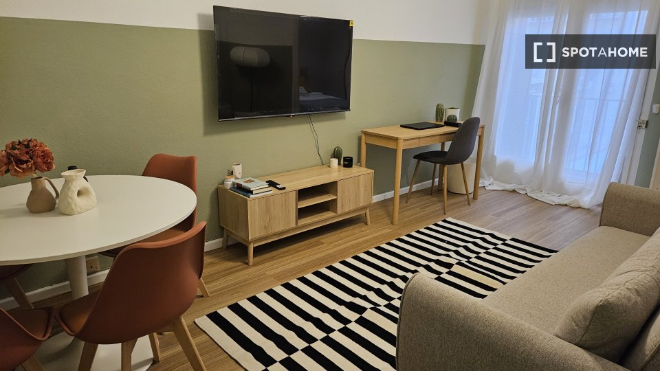 Apartment mono Barcelona, 45m² — photo 8