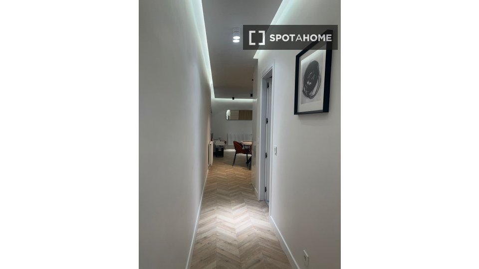 Apartment Madrid, 2 beds, 80m² — photo 13