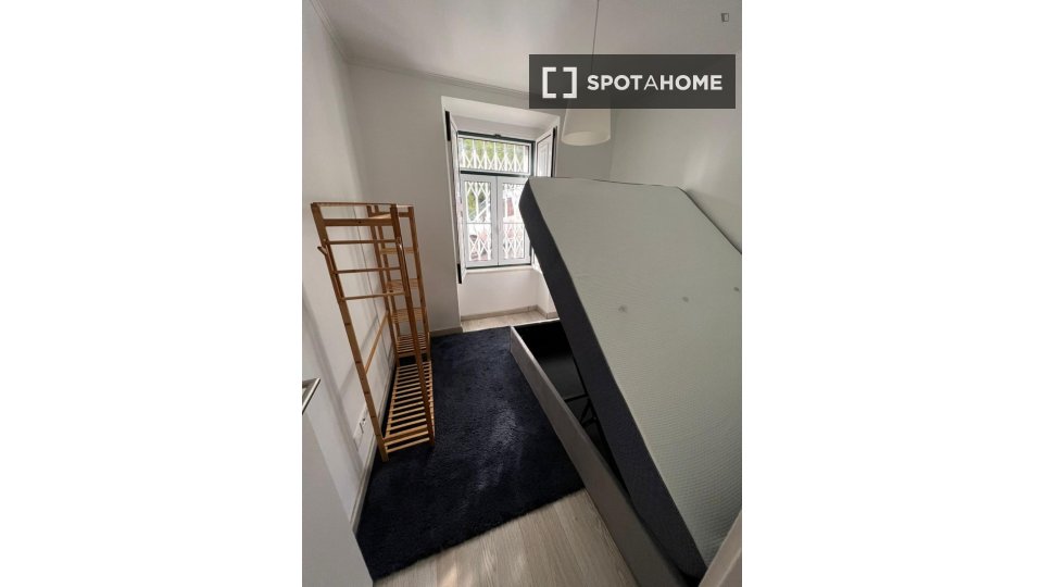 Apartment Lisbon, 2 beds — photo 8