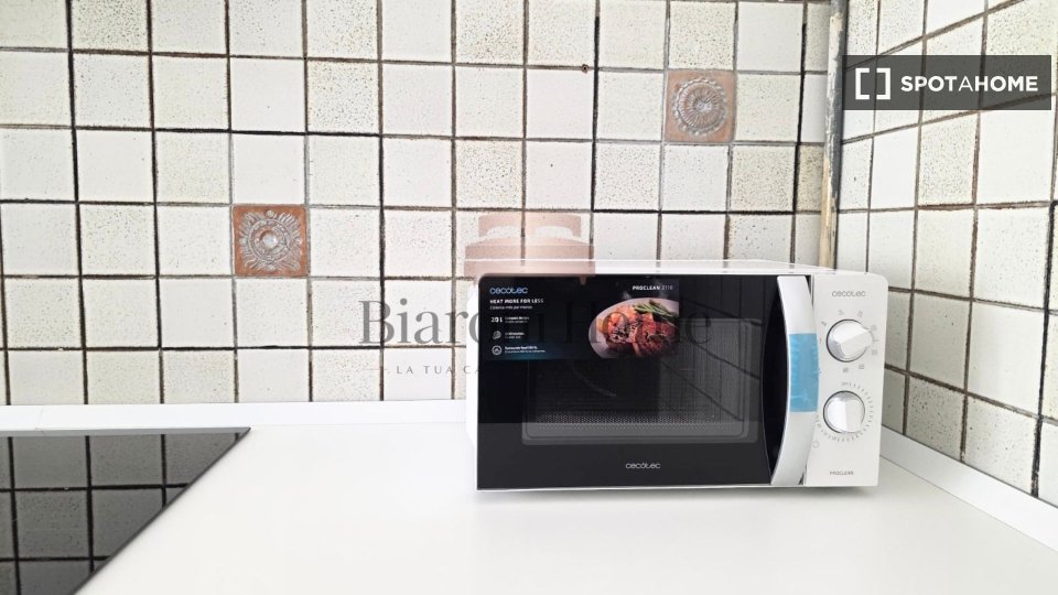 Double room Milan, 7 beds, 100m² — photo 16