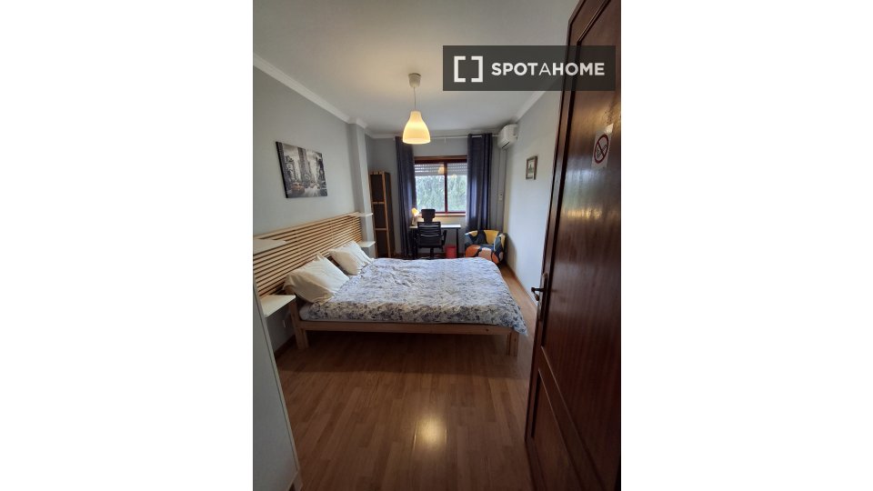 Apartment Porto, 2 beds, 63m² — photo 10