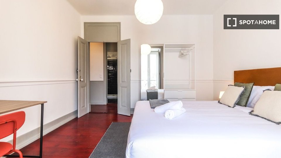 Double room Lisbon, 6 beds — photo 2