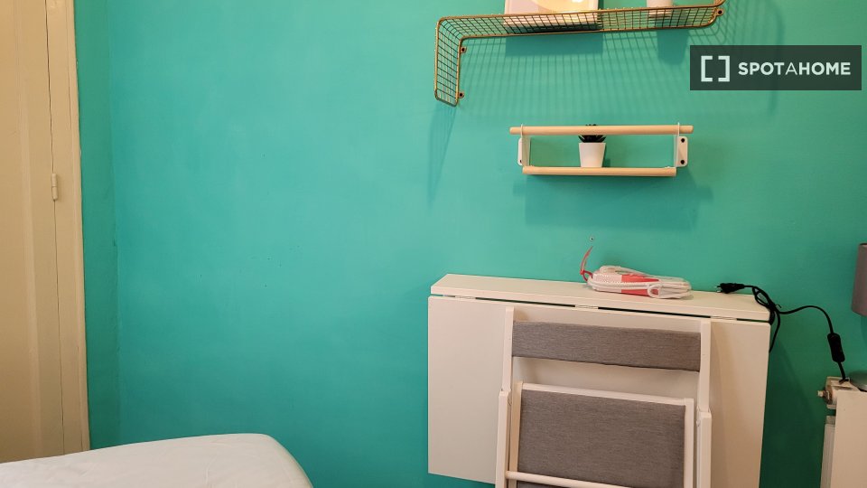 Double room Barcelona, 5 beds — photo 12