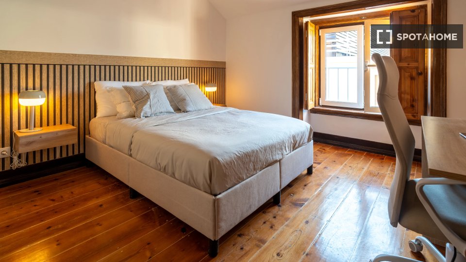 Double room Lisbon, 9 beds — photo 10