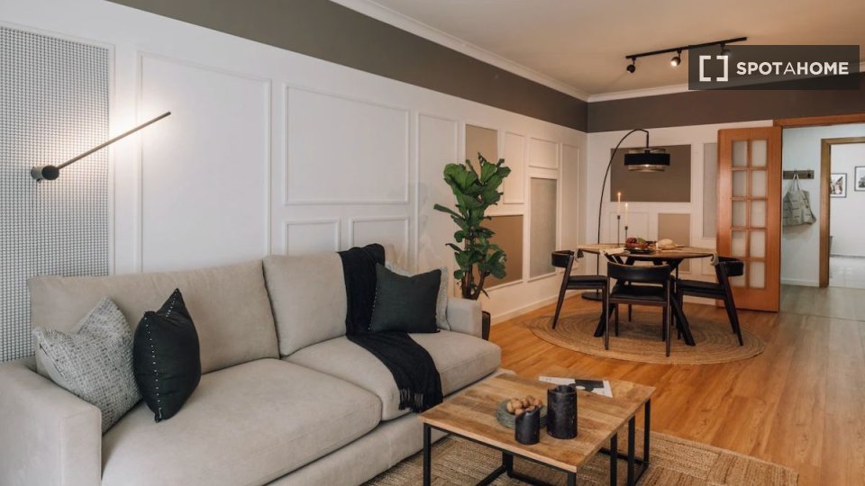 Apartment Lisbon, 2 beds — photo 19