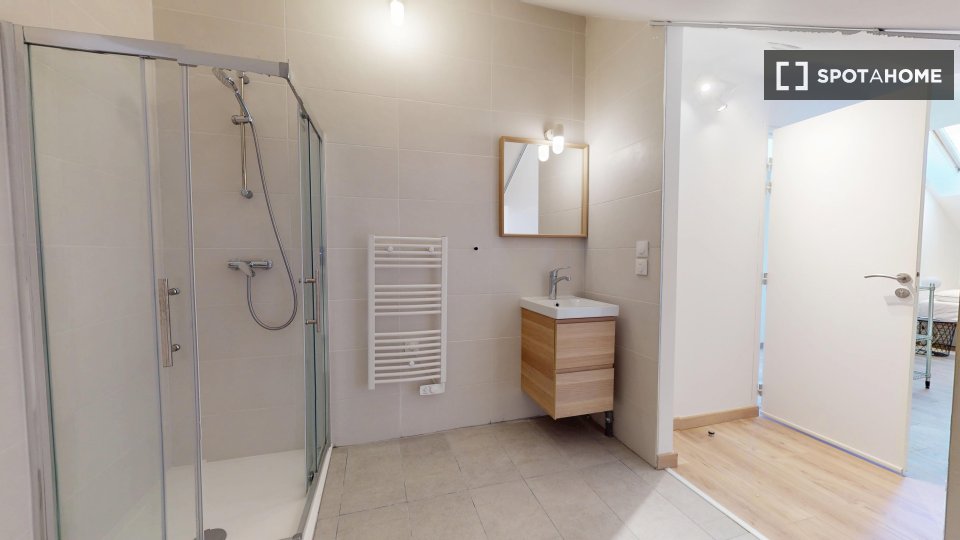 Double room Paris, 26 beds — photo 17