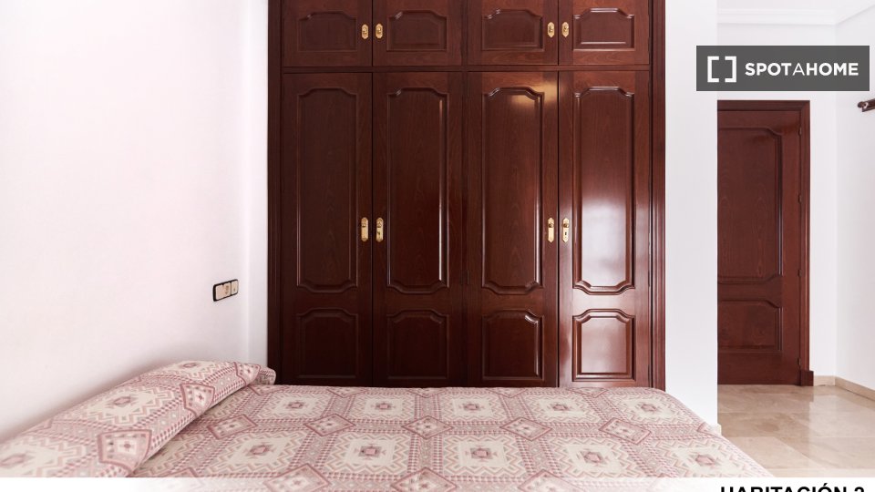Double room Seville, 4 beds — photo 80