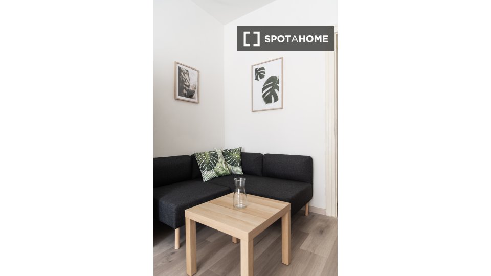 Apartment Milan, 1 bed, 44m² — photo 4