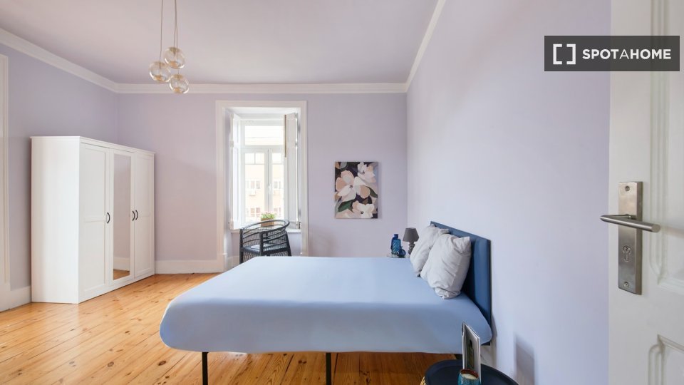 Double room Lisbon, 8 beds — photo 49
