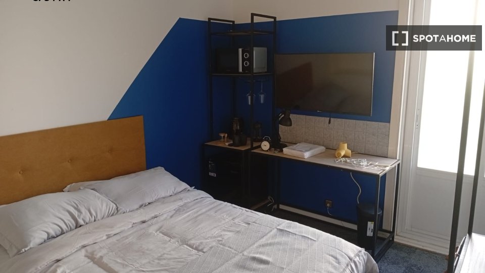 Double room Madrid, 8 beds — photo 5