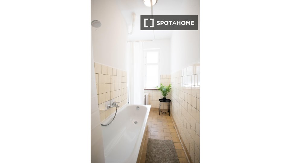 Double room Berlin, 3 beds — photo 1