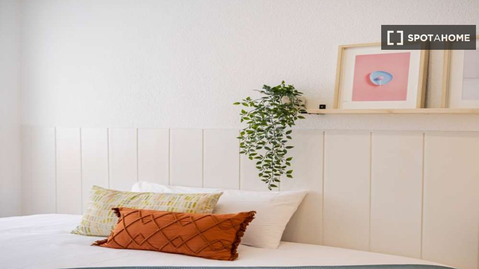 Double room Madrid, 25 beds — photo 10