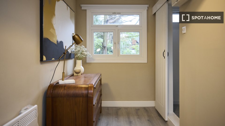 Apartment London, 5 beds, 145m² — photo 18