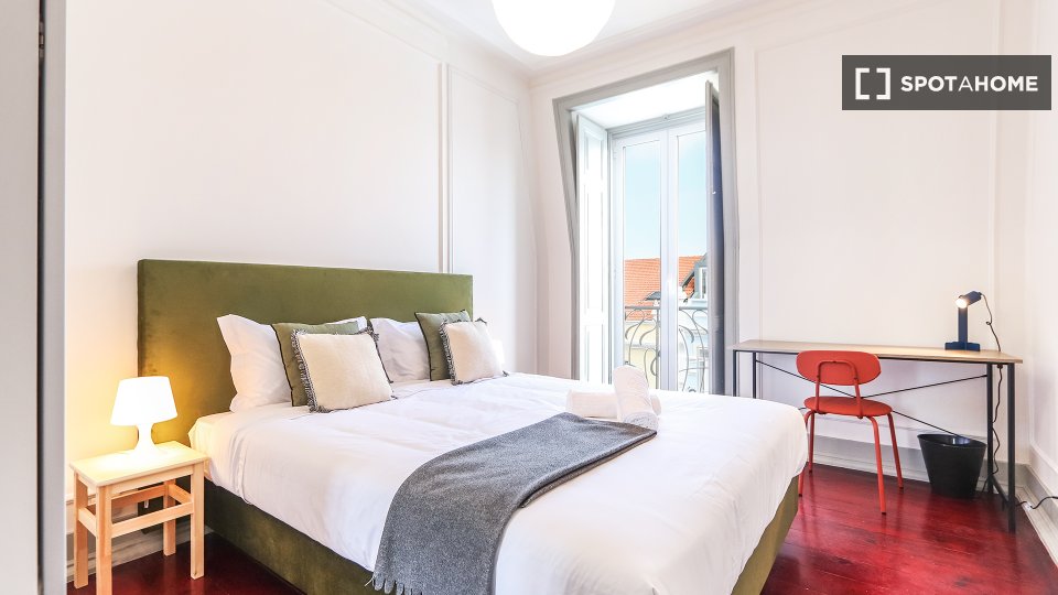 Double room Lisbon, 6 beds — photo 10