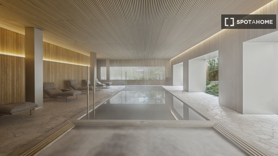 Apartment Madrid, 2 beds, 140m² — photo 5
