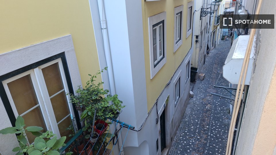 Apartment mono Lisbon, 30m² — photo 12